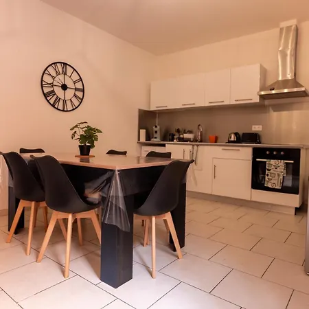 Tout Equipe Pour 6 Personnes A 15min Des Plages Apartment *